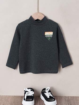 男童字母圖案小高領T恤