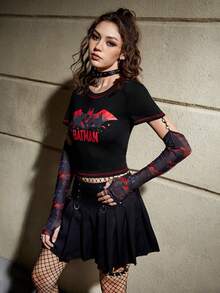 Batman X ROMWE Letter & Cartoon Graphic Contrast Stitch Crop Tee With Arm Sleeve - Multicolor - View 4