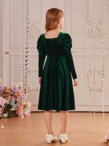 SHEIN 補間女孩方領絞腿袖珍珠串珠天鵝絨洋裝 - 綠色 - 查看 2