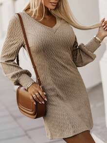 Acelitt 素色V領燈籠袖緊身洋裝 - 米色 - 查看 3