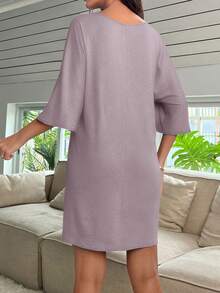 Váy ngủ tay cánh dơi họa tiết chữ cái - Bụi tím - Xem 2