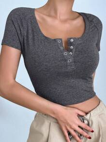DAZY 半排扣短款T恤 - 深灰色 - 查看 1