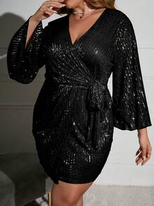 Double Crazy 大碼交疊領腰帶亮片洋裝 - 黑色 - 查看 5