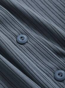 DAZY 純色鈕扣前莢型修剪短袖t恤