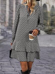 EMERY ROSE Allover Print Flare Sleeve Tie Front Ruffle Hem Smock Dress