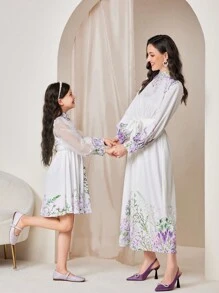 SHEIN Tween Girl Sukienka z kwiatowym nadrukiem, kontrastową siateczką i latarniowymi rękawami
