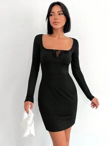 SHEIN Vestido ajustado con busto fruncido y lazo en la parte delantera - Negro - Ver 5
