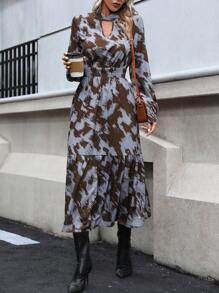 SHEIN Clasi 通體印花荷葉邊下擺洋裝 - 棕色 - 查看 5