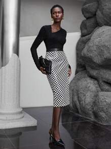 Maija Asymmetrical Neck Solid Crop Top - Black - View 4