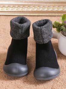 yibubu 伊布布黑色婴儿鞋，软底幼儿学步鞋，羊毛雪地袜鞋，加厚保暖婴儿地板袜鞋，防滑户外运动鞋儿童冬季袜子 - 黑色 - 查看 2