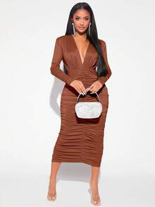 SHEIN SXY Vestido ajustado con escote pronunciado y parte delantera fruncida - Café integral - Ver 4
