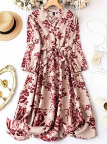 SHEIN Clasi 加大花卉印花灯笼袖荷叶边下摆系带连衣裙长款女装 - 彩色 - 查看 1