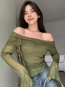 DAZY 优雅通勤纯色露肩喇叭袖T恤长袖上衣 - 綠色 - 查看 1