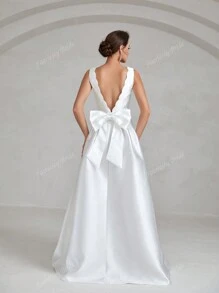 Sophisticated Wedding Dress Bridal Gown With Boat Neckline, Sleeveless Backless Design & Dramatic Waist Bow Accent – A-Line Silhouette For Weddings, Formal Ceremonies, Church Events, Black-Tie Galas, And Destination Celebrations,Bride