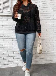SHEIN LUNE 大碼花卉蕾絲抽繩連帽衛衣 - 黑色 - 查看 4