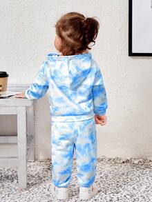 SHEIN Baby Girl Tie Dye Figure Graphic Hoodie & Sweatpants - Blue and White - View 2