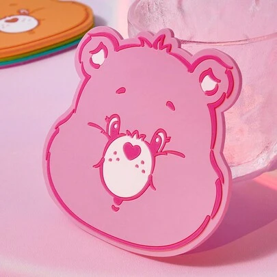 SHEIN X Care Bears 1 件粉色心形熊杯垫、Love-A-Lot 熊、Funshine 熊、 熊、Friend 熊、礼物