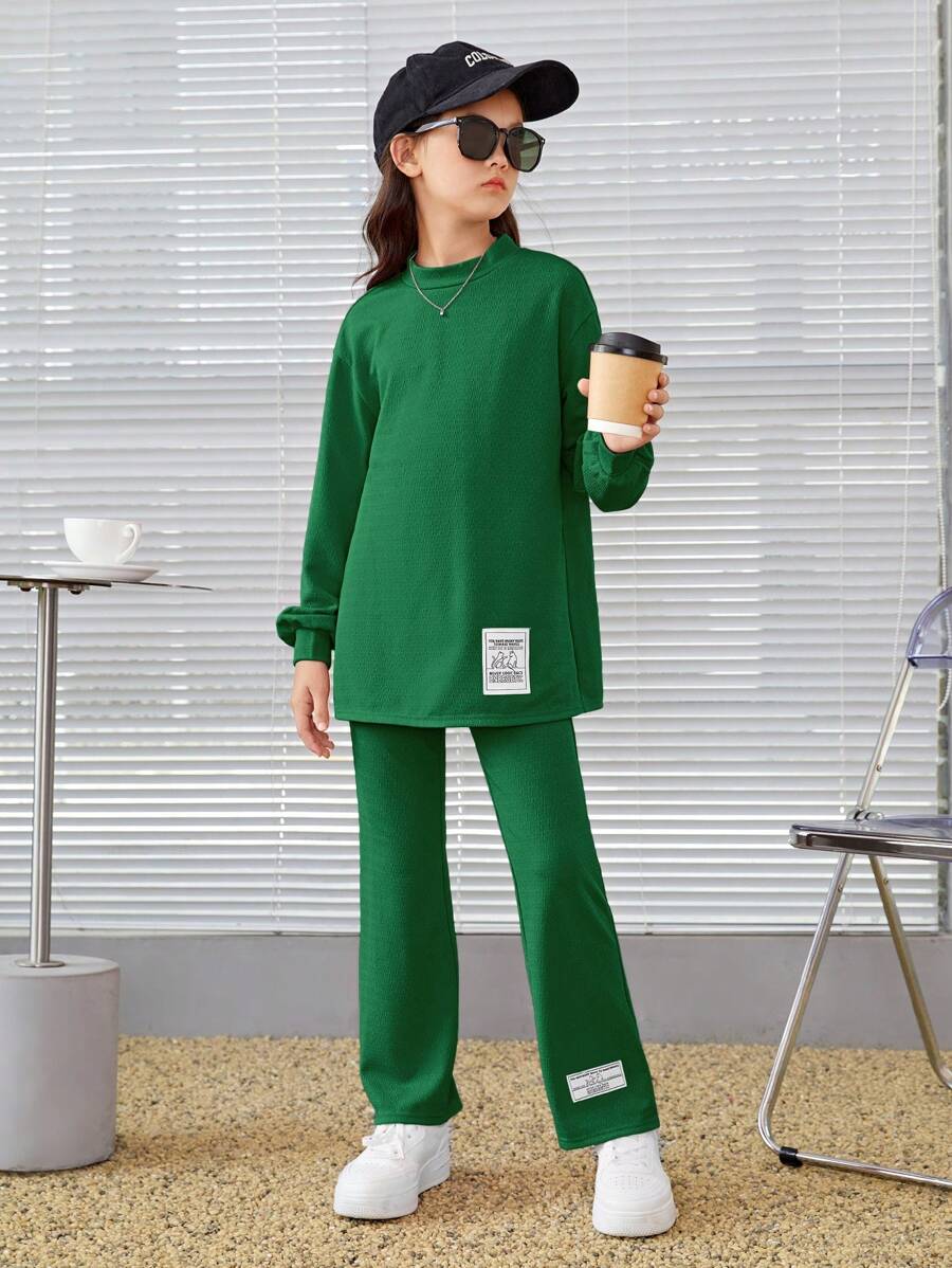 SHEIN Cô gái Tween Slogan Đã vá Áo thun Thả vai & Quần - màu xanh lá - Xem 1