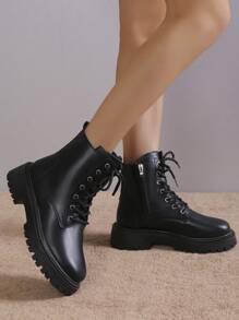 女式時尚大碼厚底繫帶摩托車靴新款韓版舒適軟底中筒靴 - 黑色 - 查看 5