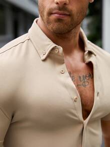 GENTILAND 男士素色前排扣襯衫 - 卡其色 - 查看 6