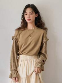 FRIFUL Lỗ gắn thêu tay áo lá sen Viền Ruffle Áo thun - Màu Khaki - Xem 6