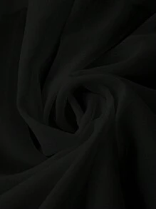 SHEIN Clasi 大碼一字肩水溶蕾絲拼接荷葉邊連衣裙不附腰帶 - 黑色 - 查看 5