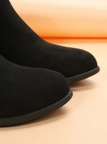 Women's New Style Ankle Boots For Autumn And Winter, Black Suede Pointed-toe Fashionable Boots - Black - View 2