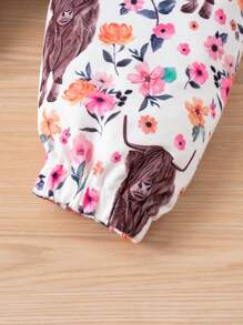 Baby Girl Letter Graphic Cami Top & Floral Print Pants - Multicolor - View 6
