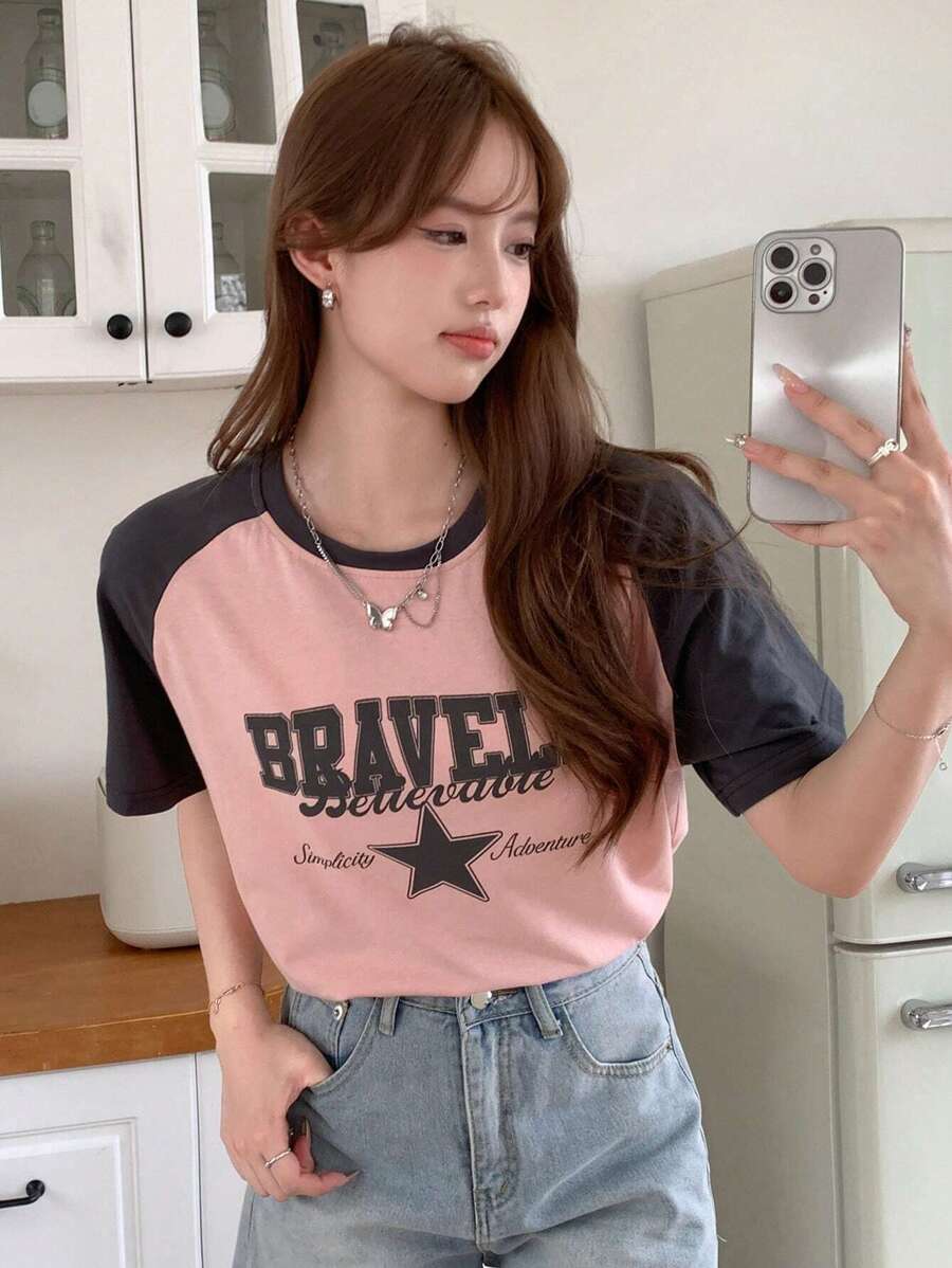 DAZY Đồ họa Chữ cái Tương phản Tay Raglan Áo thun - Nhiều màu - Xem 1