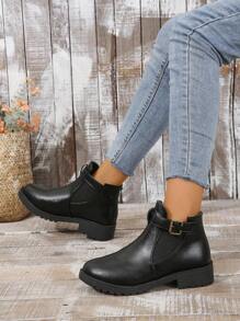 Fall/Winter 2025 Fashionable Women's Boots Matchcardigan - Black - View 5