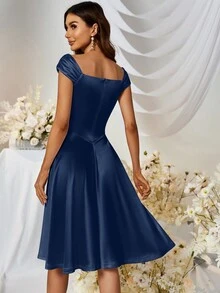 MUXXN 一字肩緞面伴娘洋裝 - 藏蓝色 - 查看 2