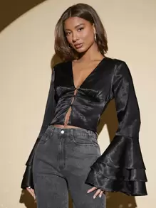 SHEIN Tall 鉤眼扣前荷葉袖短款襯衫 - 黑色 - 查看 3