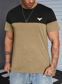 Manfinity Homme Áo thun nam in hình chim hai tông màu - Màu Khaki - Xem 1