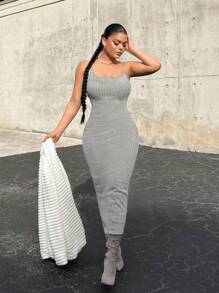SHEIN SXY Vestido ajustado de canalé de tirantes unicolor - Gris - Ver 1
