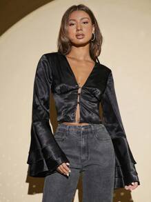 SHEIN Tall 鉤眼扣前荷葉袖短款襯衫 - 黑色 - 查看 1