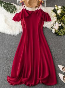 SHEIN Belle Vestido largo con escote asimétrico, volantes y bajo de sirena en tono borgoña para mujer - Burdeos - Ver 1