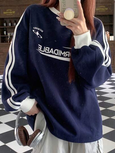 DAZY Letter Graphic Contrast Trim Drop Shoulder Oversized Pullover