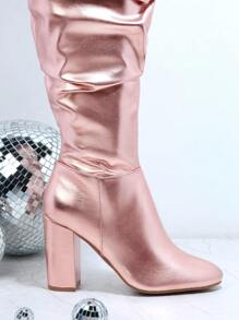 SHUZIA 金屬質感尖頭高筒靴 - 粉色 - 查看 2
