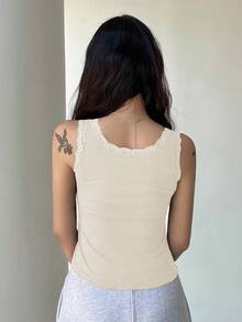 DAZY 字母圖案蕾絲邊背心上衣