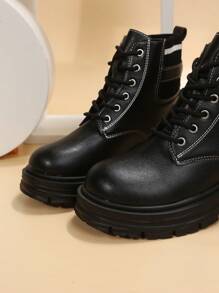 New Arrival Women's Fashionable Motorcycle Short Boots With Thick Soles In British Style For Autumn And Winter - Black - View 6