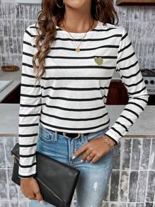 SHEIN Frenchy Black White Striped Print Heart Embroidery Tee Winter Thanks Giving - Black and White - View 5