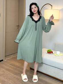 DAZY Váy ngủ có tay áo viền ren tương phản - màu xanh lá - Xem 4