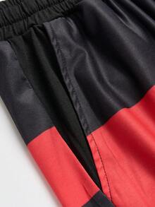 Manfinity Nam In Địa lý Áo thun & Eo dây rút Quần short - Đỏ - Xem 4