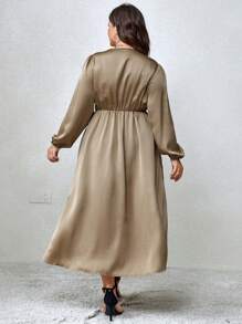 SHEIN Unity Plus Đầm cổ Surplice tay đèn lồng - Màu Khaki - Xem 2