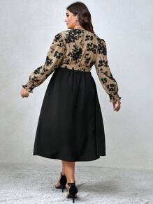 SHEIN Unity Cộng thêm váy thắt lưng tay loe in hoa - Nhiều màu - Xem 2