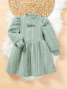 SHEIN Baby Girls Letter Embroidery Mock Neck Lantern Sleeve Dress - Green - View 1