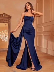 Faeriesty 纯色开衩大腿垂褶侧边吊带派对连衣裙