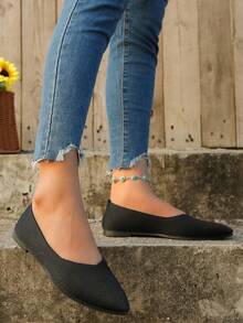 Women's Flat Shoes - Black - View 4