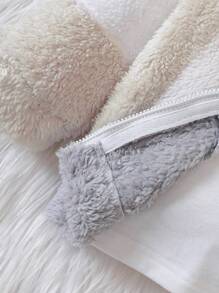 SHEIN Playful Pals Baby Boy Reversible Fleece Grey Patchwork Zipper Jacket , Fashionable Street Style Fit For Autumn/Winter Outings, Soft Plush Fabric, Comfortable