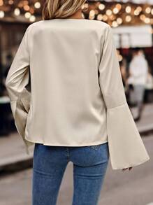 SHEIN Clasi Blouse Unicolore À Bouton Manches Évasées